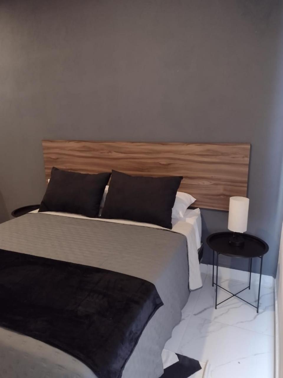Vidrio Suites Col Americana Guadalajara Extérieur photo