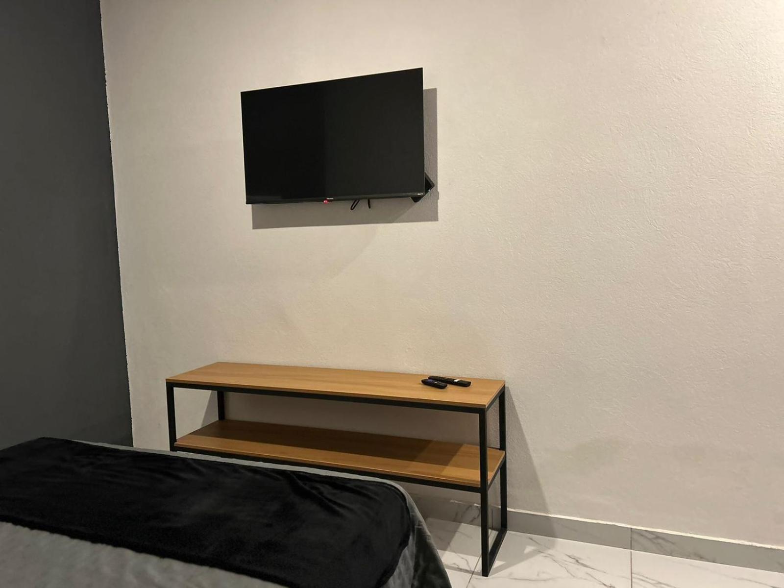 Vidrio Suites Col Americana Guadalajara Extérieur photo
