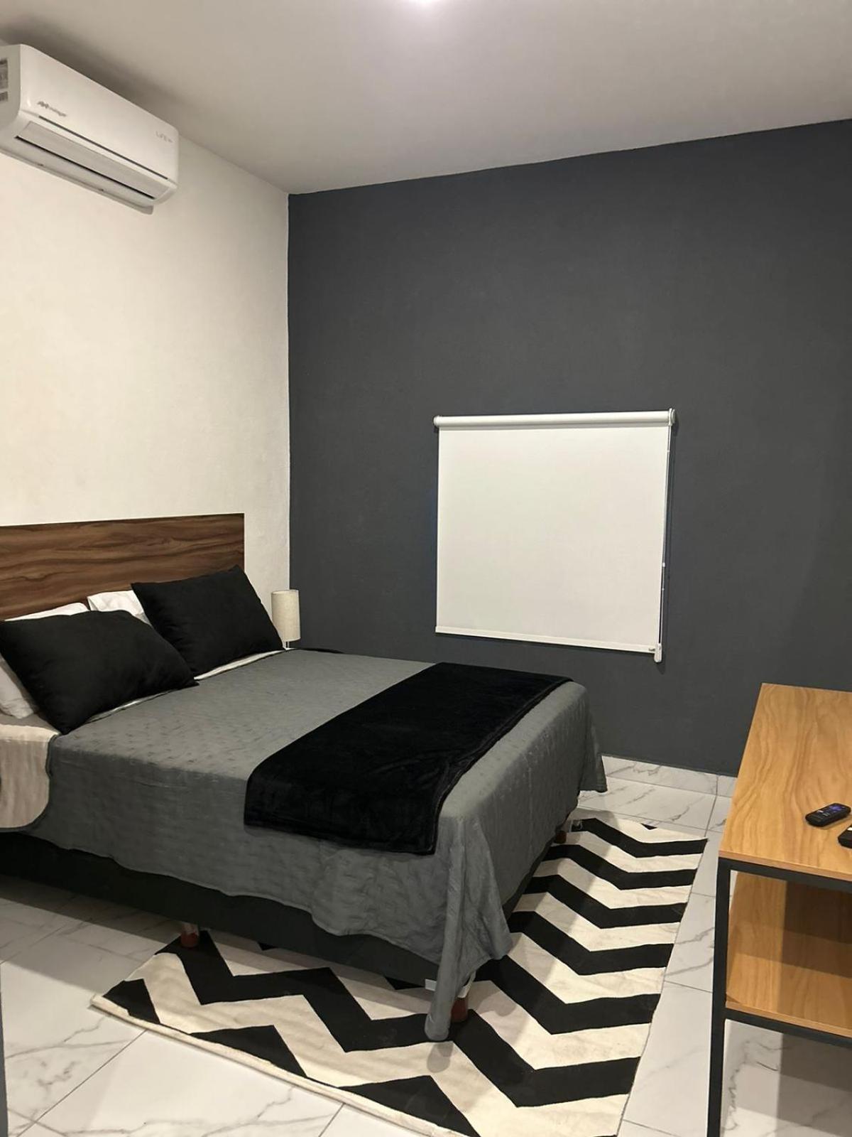 Vidrio Suites Col Americana Guadalajara Extérieur photo
