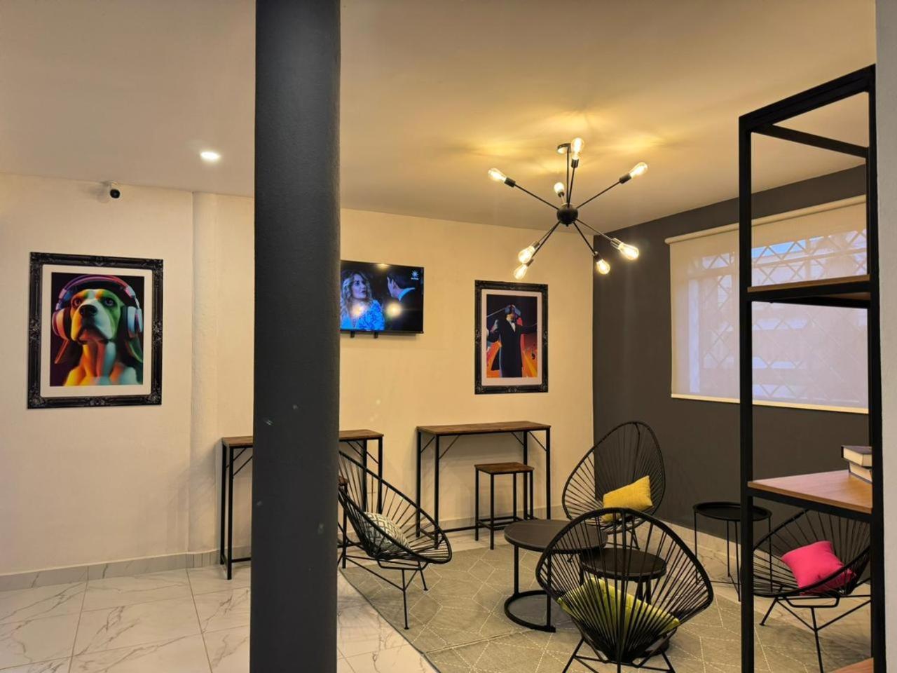 Vidrio Suites Col Americana Guadalajara Extérieur photo